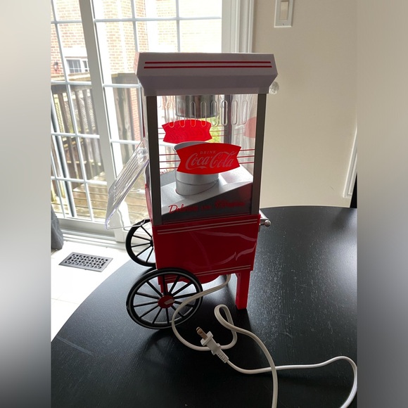 Coca-Cola Popcorn Machine - Picture 2 of 3